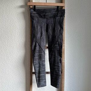 VM/MA Black/White Squat Proof Leggings sz: XS